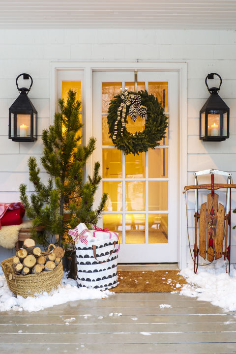 Traditional décor