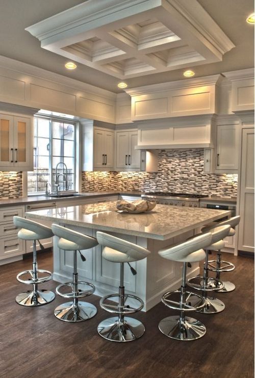 Gorgeous wooden floor kitchen idea #kitchen #kitchendesign #floor #wooden #decoratingideas #homedecor #interiordecorating #decorhomeideas