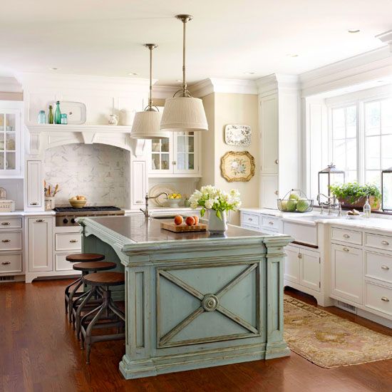 Wooden floor kitchen island decor idea #kitchen #kitchendesign #floor #wooden #decoratingideas #homedecor #interiordecorating #decorhomeideas