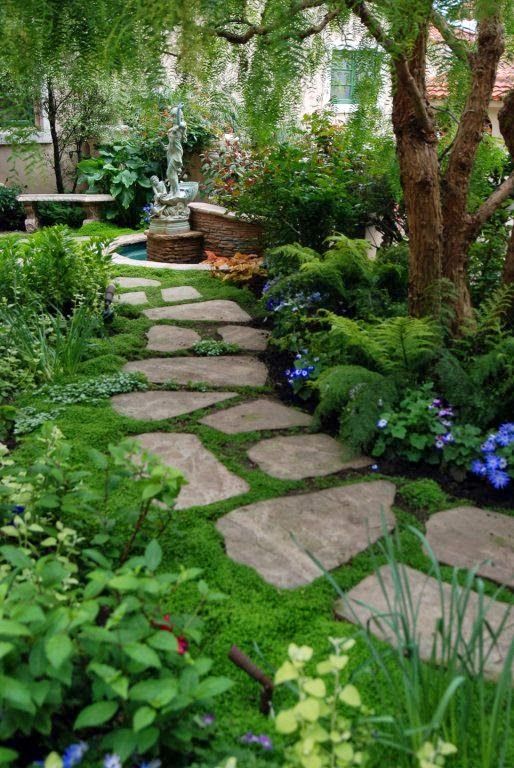Stones garden pathway decoration idea #gardenideas #gardeningtips #landscaping #decorhomeideas #pathway