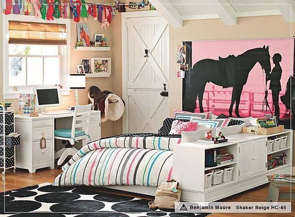 Horse themed teenage girl bedroom idea #teengirlbedroom #girlbedroom #teenbedroom #bedroom #homedecor #decorhomeideas