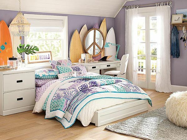 Surf themed teenage girl bedroom #teengirlbedroom #girlbedroom #teenbedroom #bedroom #homedecor #decorhomeideas