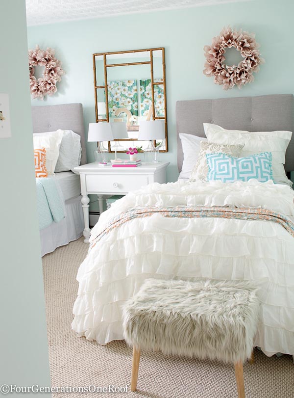 Cute teenage girls bedroom makeover #teengirlbedroom #girlbedroom #teenbedroom #bedroom #homedecor #decorhomeideas