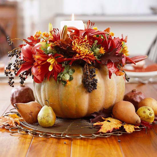 Pumpkin Vase Centerpiece #pumpkindecor #centerpiece #falldecor #decorhomeideas