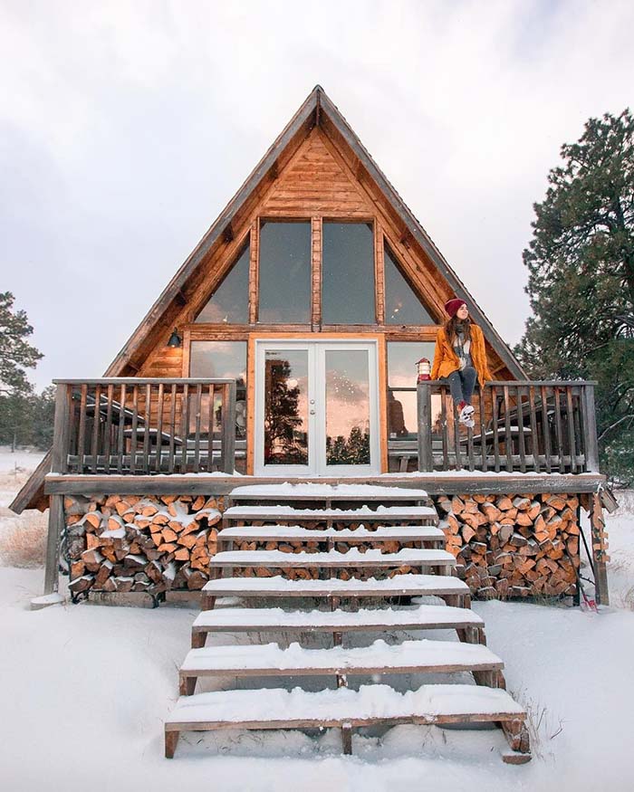 A-Frame Tiny Cabin #cabin #loghouse #tinyhouse #decorhomeideas