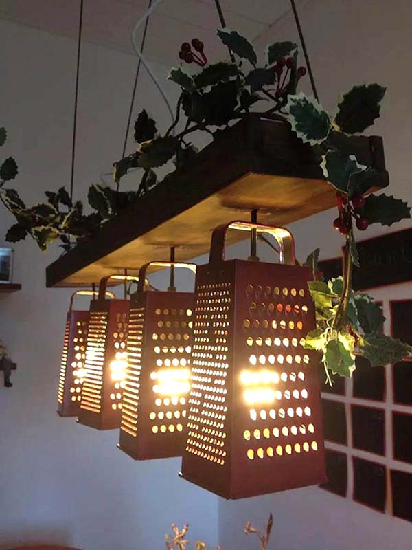 Hanging Light Made From Old Cheese Graters #repurpose #reuse #kitchen #utensil #decorhomeideas