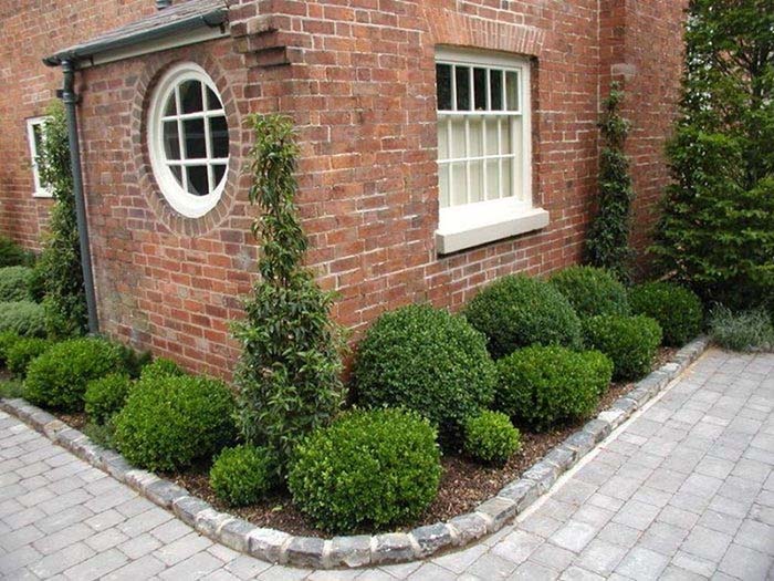 Corner Garden Around House #garden #corner #decorhomeideas