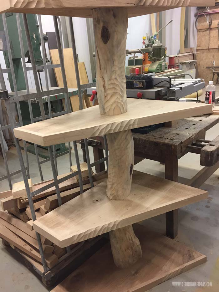 DIY Corner Tree Bookshelf Steps #diy #bookshelf #tree #decorhomeideas
