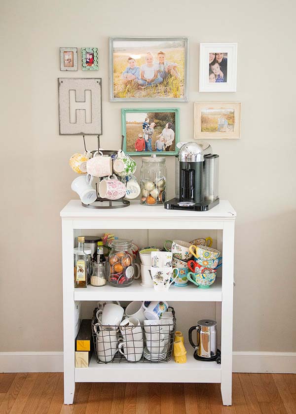 Easy Simple Coffee Station #coffeebar #coffeestation #decorhomeideas
