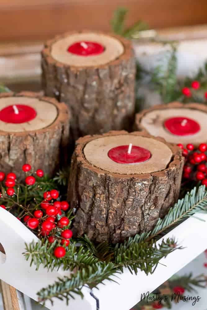 DIY Rustic Wood Candle Holders #Christmas #rustic #diy #decorhomeideas