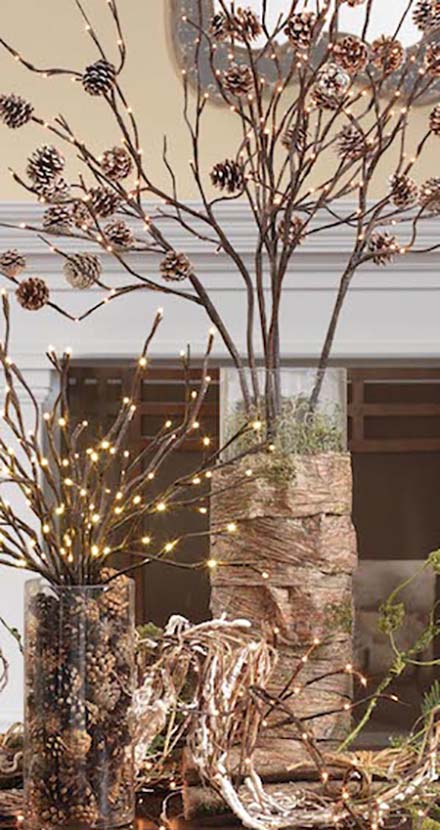 Pinecone Branch Vase Centerpiece #Christmas #rustic #diy #decorhomeideas