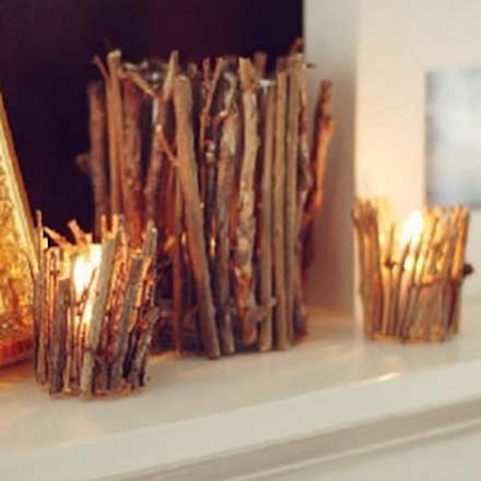 Rustic Stick Candle #Christmas #rustic #diy #decorhomeideas