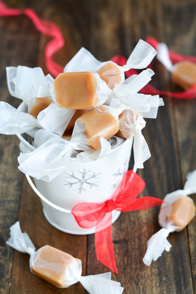 Homemade Christmas Caramels #Christmas #diy #stocking #stuffer #decorhomeideas