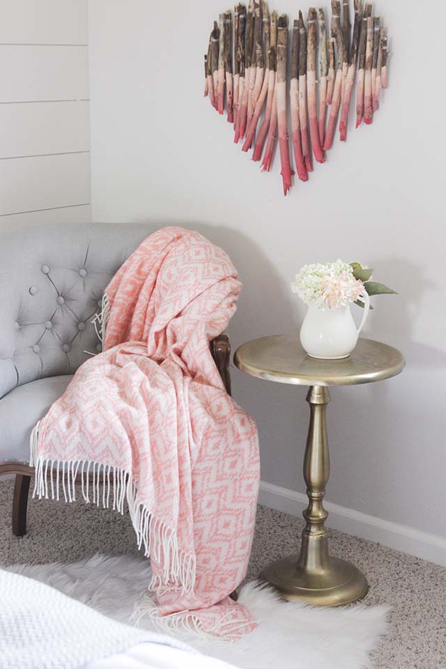 Branch Heart Wall Art #valentinesday #rustic #decor #diy #decorhomeideas