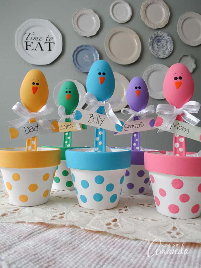 Easter Chick Craft Colorful Place Holders #easter #diy #dollarstore #crafts #kids #decorhomeideas