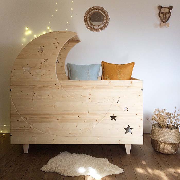 Baby Crib Moon Shaped #moon #crib #baby #cot #decorhomeideas