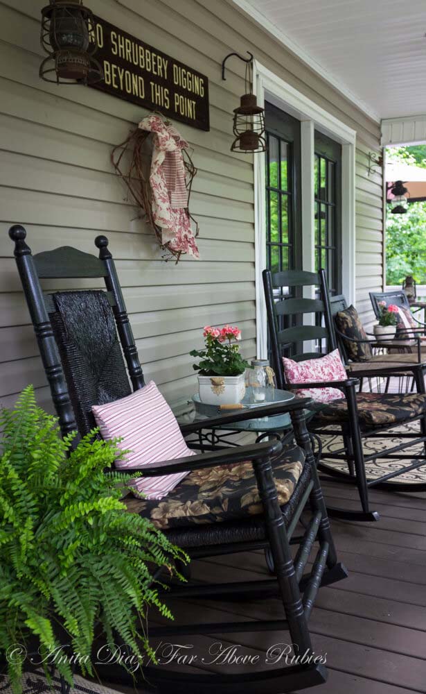 Antique Front Porch Sign #diy #porch #sign #decorhomeideas