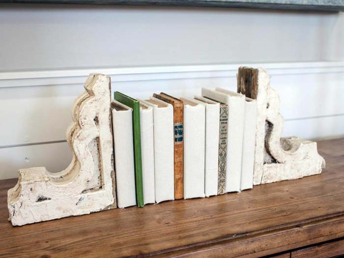 Antique Wall Brackets as Bookends #corbel #decoration #decorhomeideas