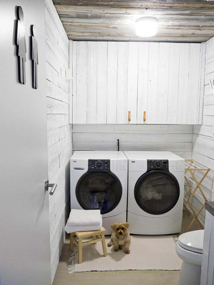 Contemporary Cabin Restroom Laundry Room #laundryroom #small #design #decorhomeideas