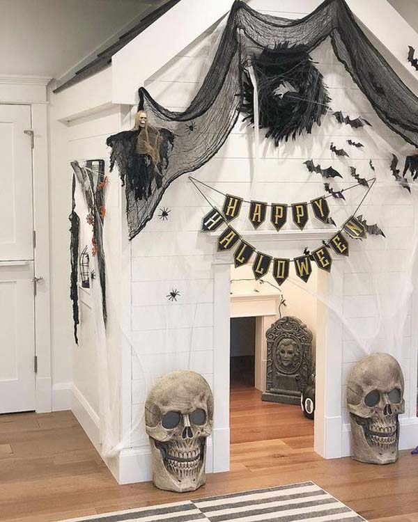 Indoor Halloween Playhouse Ideas #halloween #kidsroom #nursery #decorhomeideas