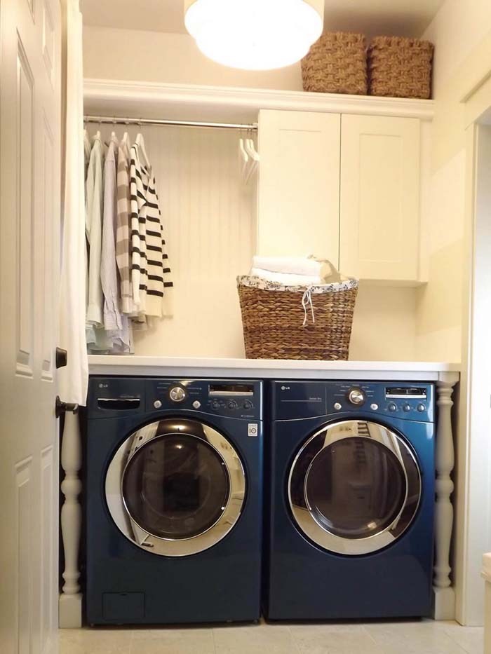 Make Specialty Colors Pop Laundry Room #laundryroom #small #design #decorhomeideas