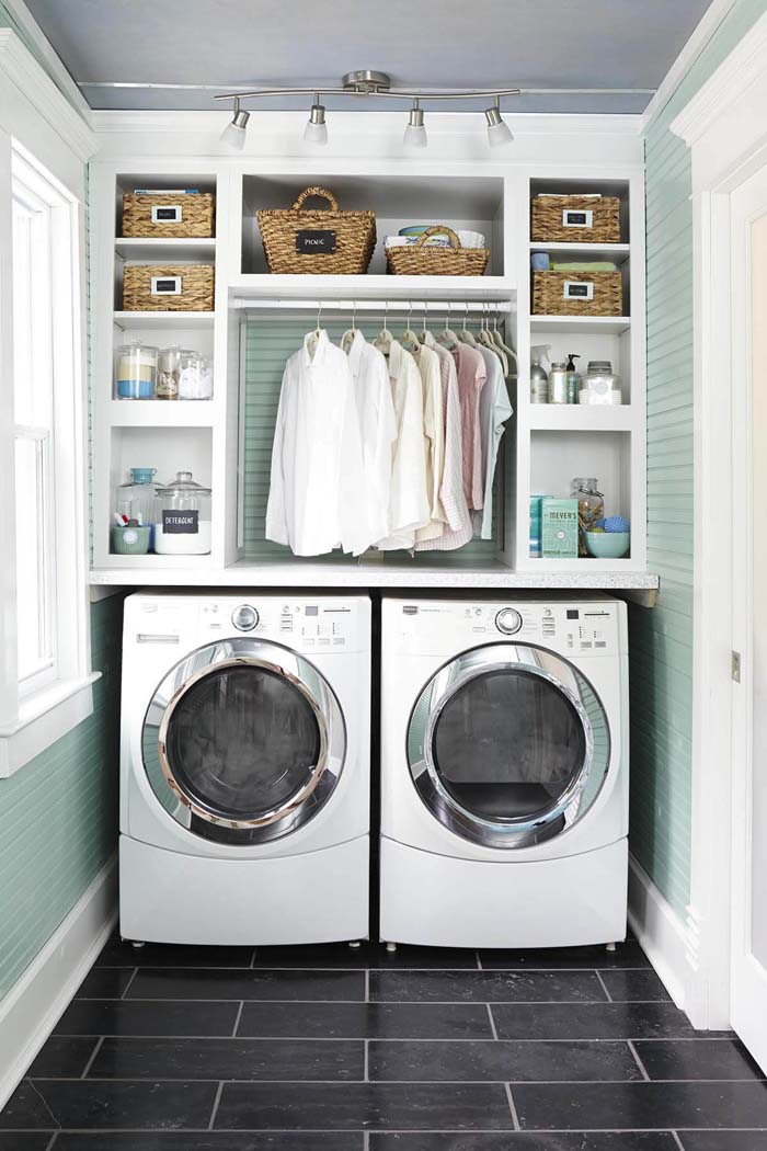 Natural Light In The Laundry Room #laundryroom #small #design #decorhomeideas