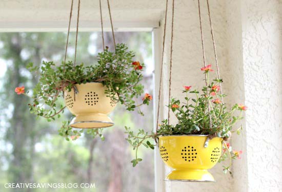 DIY Colander Planter #planter #olditems #kitchen #decorhomeideas