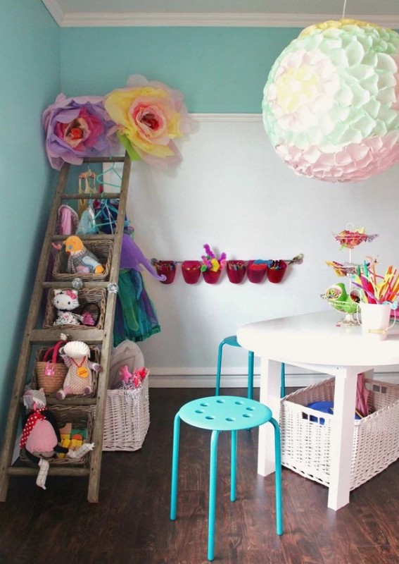 Use A Ladder With Baskets To Store Stuffed Animals And Other Toys. #organization #storage #home #decorhomeideas