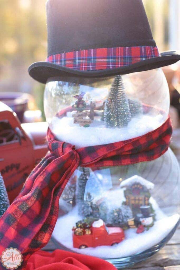 Adorable Fish Bowl Frosty The Snowman Decor #Christmas #snowman #crafts #decorhomeideas