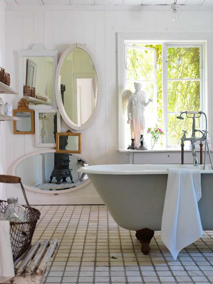 DIY Eclectic Mirror Gallery Wall #shabbychic #bathroom #decorhomeideas