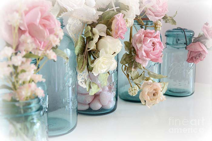 DIY Mason Jar Rose Decorations #shabbychic #bathroom #decorhomeideas