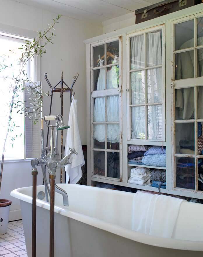 Linen Closet with Antique Doors #shabbychic #bathroom #decorhomeideas