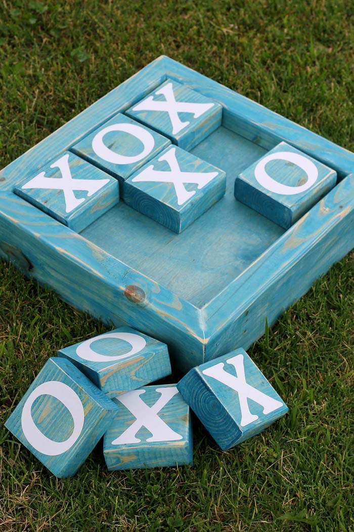 Cool Jumbo Tic Tac Toe #diybackyardgames #outdoorgames #decorhomeideas