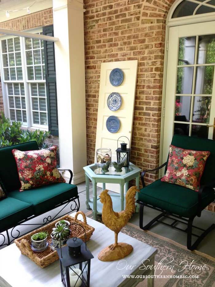 Yellow Door with Hanging Plates #olddooroutdoordecor #olddoorgarden #decorhomeideas