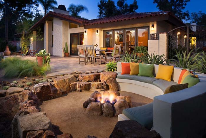24. Southwestern Desert-Style Rock Fire PIt #sunken #firepit #decorhomeideas