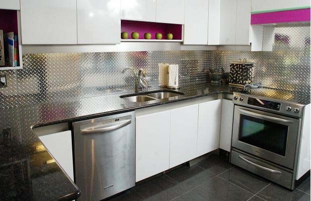 Diamond Solution #kitchenbacksplash #backsplash #decorhomeideas