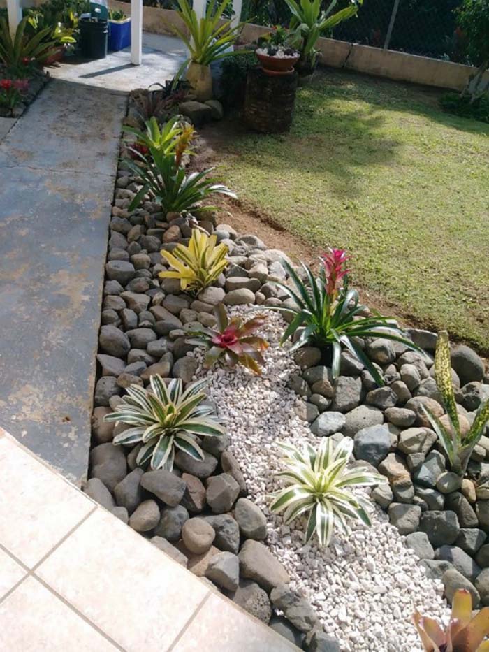 Add a Gravel Pond Through a Bed of River Rocks #decorhomeideas
