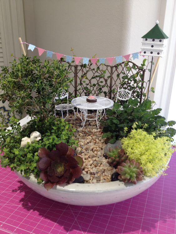 A Bowl Miniature Junk Garden