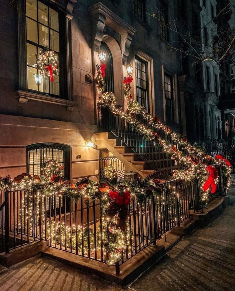 christmas front door 10