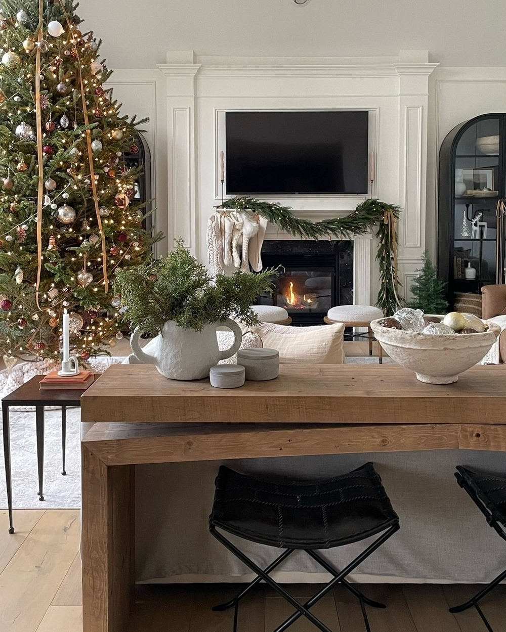 christmas tv stand decor 10