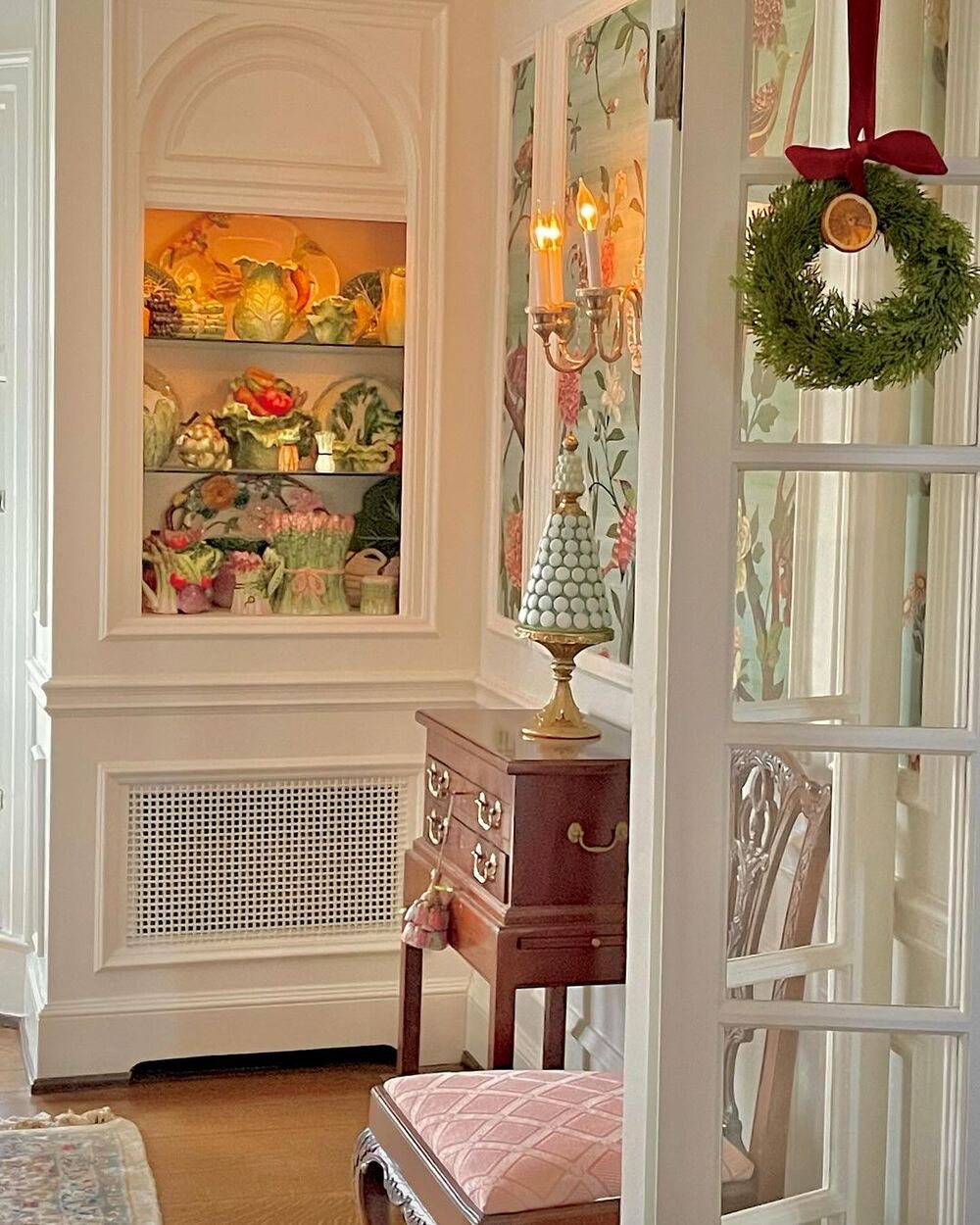 christmas entryway table decor 15