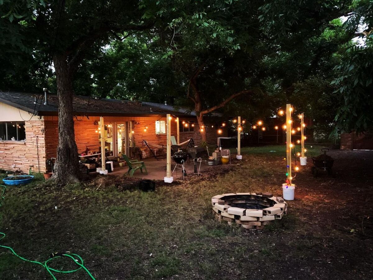 14 diy patio light poles 11