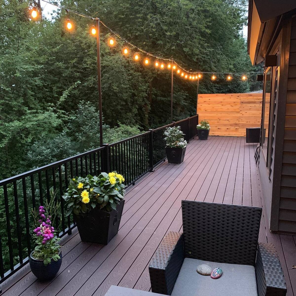 14 diy patio light poles 6