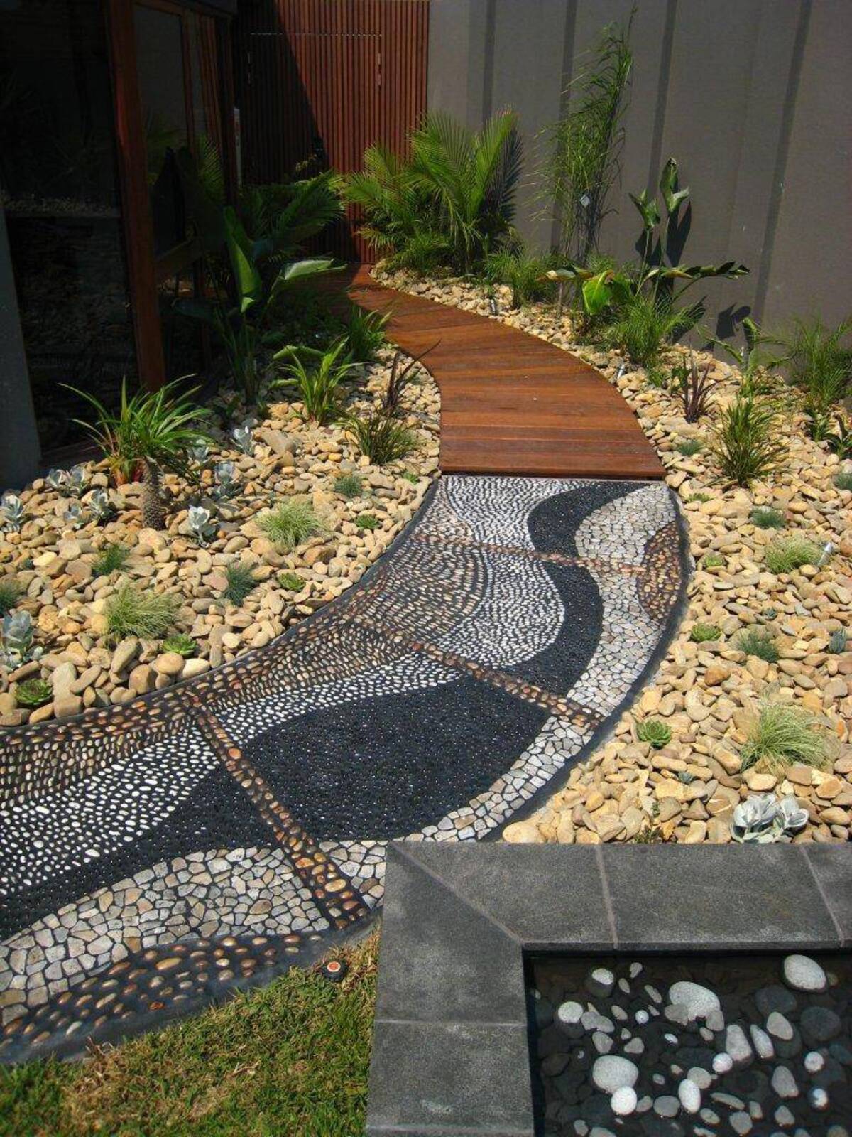 18 mosaic walkway 9