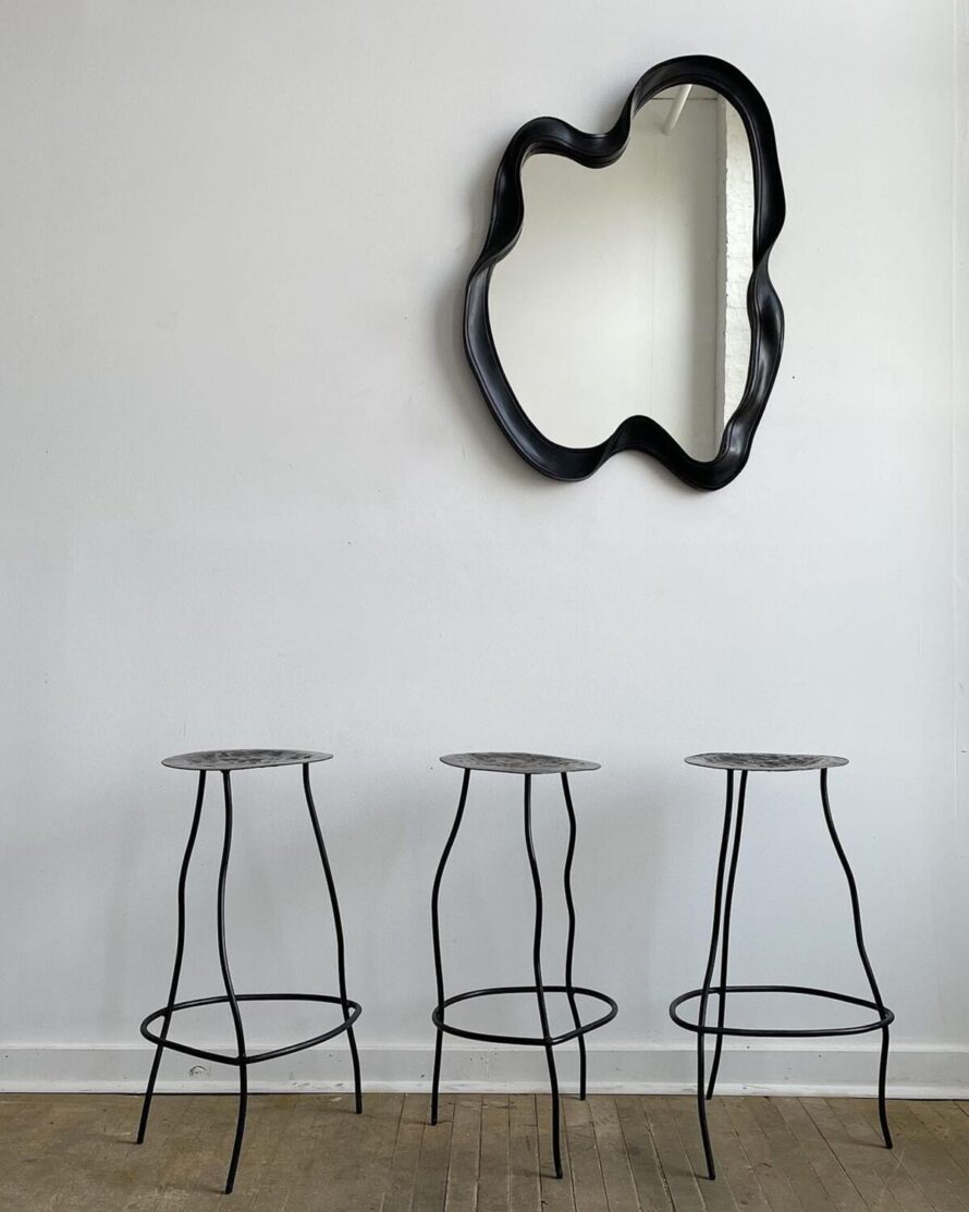 blob mirrors 9