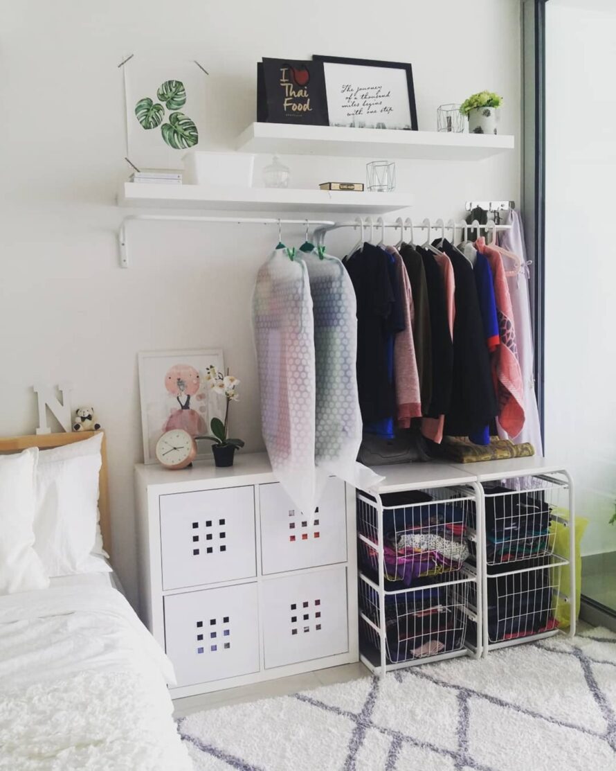 open closet 12