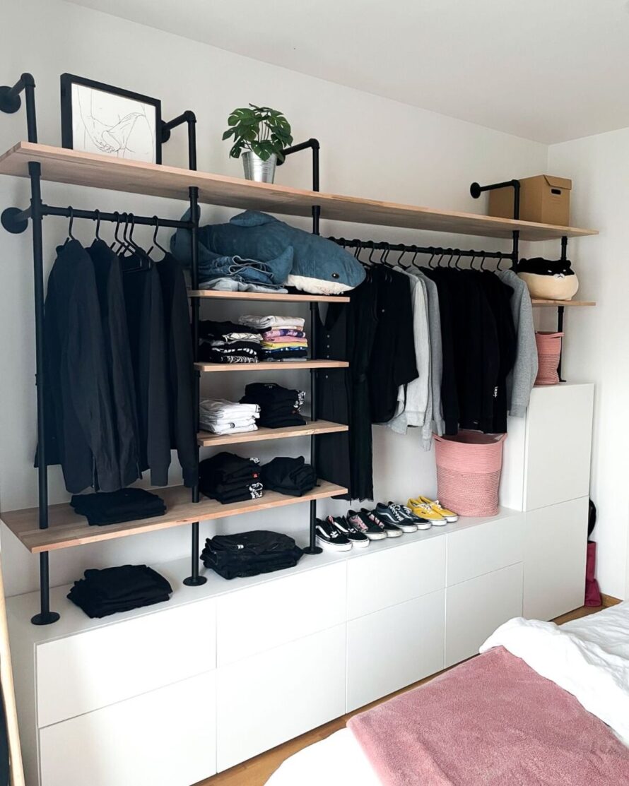 open closet 2