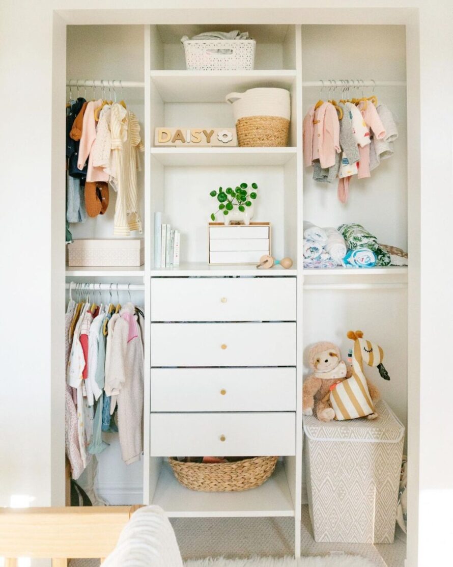 open closet 4