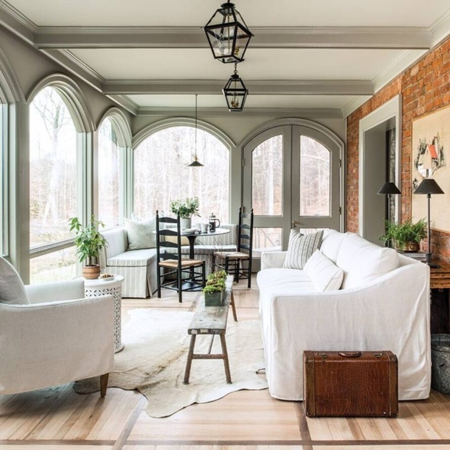 26 farmhouse sunroom ideas 23