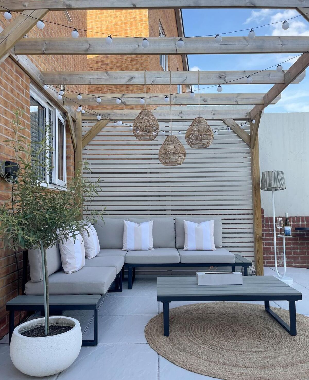 creative covered pergola designs 9